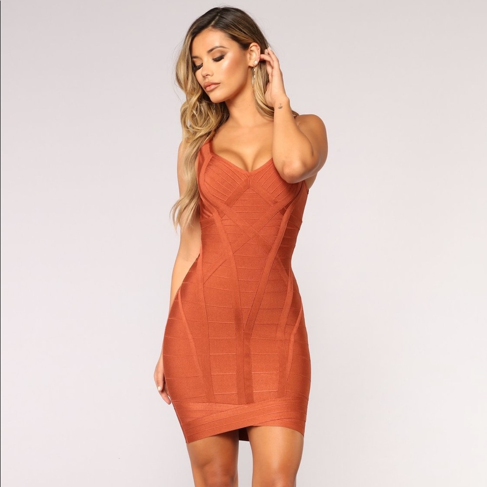 Bandage dress in Rust